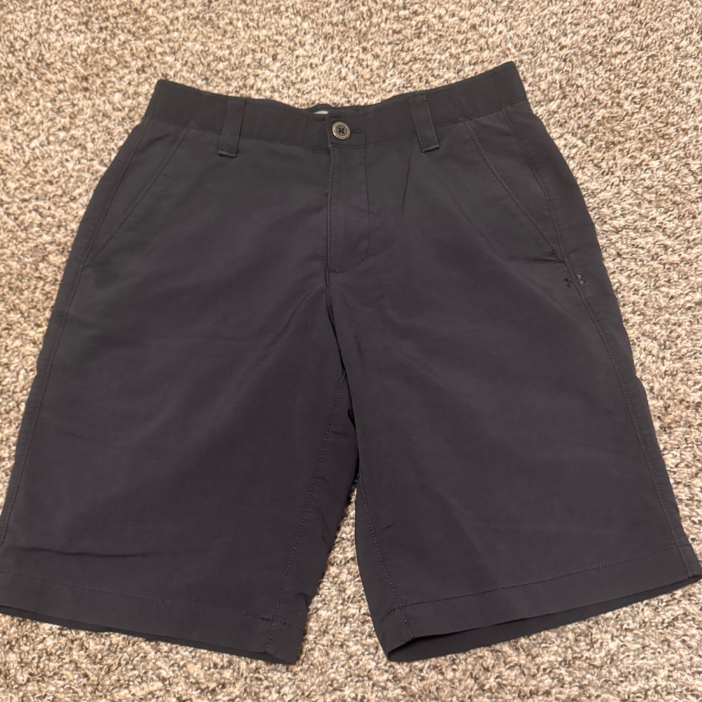 Men’s black under armour shorts 30
